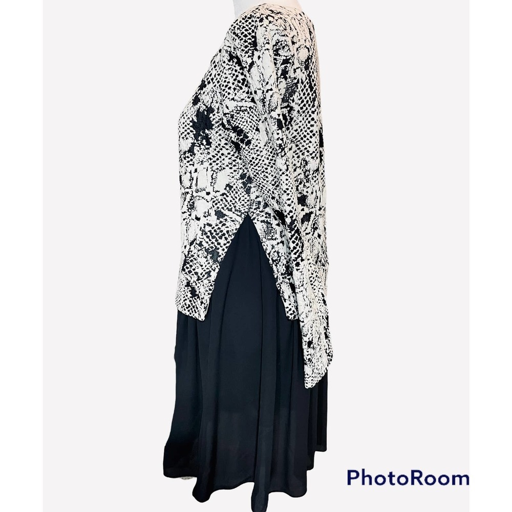 RD Style White and Black Dress/Top - Picture 4 of 11